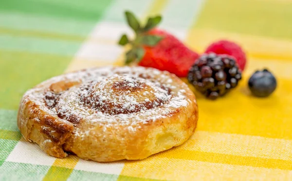 meyve ile tarçın topuz