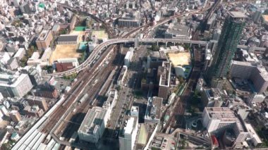 Japonya'nın Osaka trafik havadan görünümü