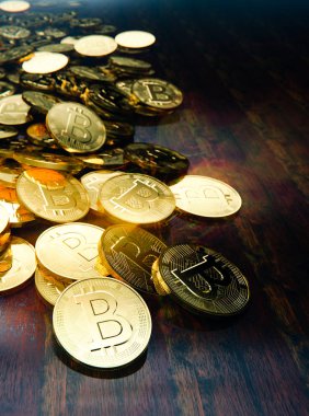 Bitcoin para masanın üzerine dağılmış