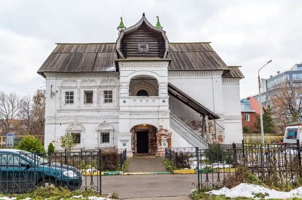 Nizhny Novgorod, Russia 02.11.2015. Casa del mercante Olisova costruita nel XVII secolo, punto di riferimento — Foto Stock