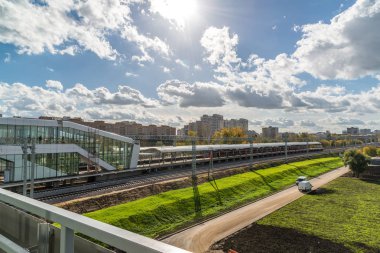 Moscow, Rusya Federasyonu-Ekim 01.2016. Likhobory - Moskova Merkezi halkası üzerinde istasyonu yakınındaki Cityscape