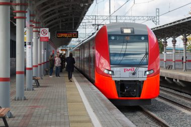 Moscow, Rusya Federasyonu-Ekim 01.2016. yüksek hızlı tren yutmak istasyonunda Shelepiha Moskova Merkezi yüzük
