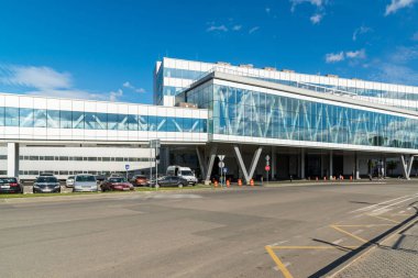 Krasnogorsk, Rusya Federasyonu - Temmuz 09.2016. Vegas Crocus şehir bağlayan yaya alışveriş ve eğlence merkezi