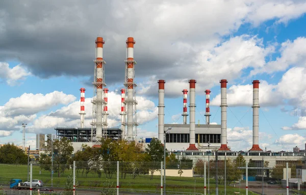 Moscou, Rússia-outubro 01.2016. Energia térmica Estação de aquecimento internacional e distrital Krasnaya Presnya — Fotografia de Stock