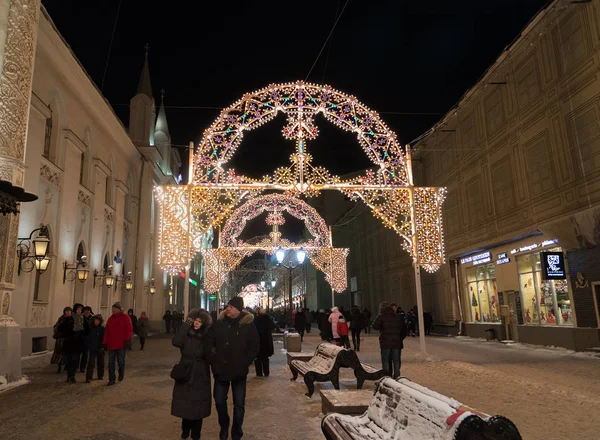 Moscow, Russia - January 10.3016. Festival - Christmas light - on street Nikolskaya — Stock Photo, Image