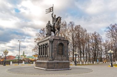 Vladimir, Rusya Federasyonu - Kasım 05.2015. St. Prens Vladimir ve Fedor Anıtı