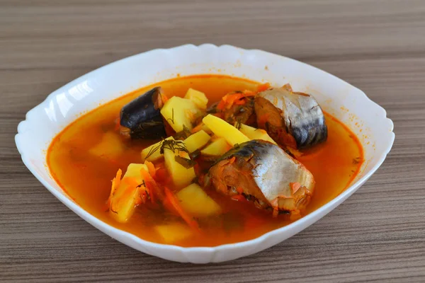 Soup of canned mackerel in tomato sauce