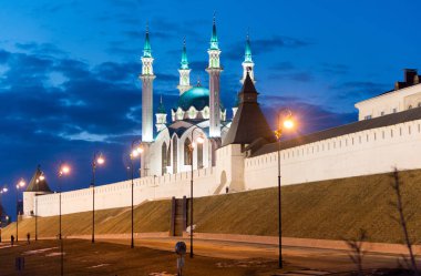Gece, Rusya Tataristan Kazan Kremlin kul-ı Şerif Camii