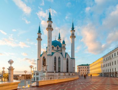 Kazan Kremlin, Tataristan, Rusya kul-ı Şerif Camii. Gün batımında