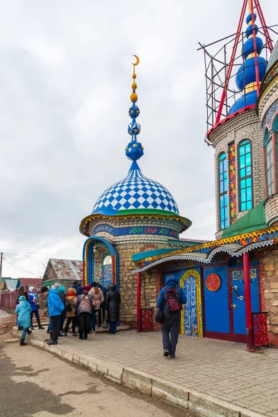Kazan, Rusko - březen 28.2017. Chrám všech náboženství. Obec Starý Arakchino. — Stock fotografie