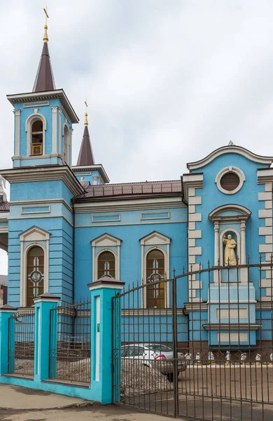 Römisch-katholische Pfarrei der Erhebung des heiligen Kreuzes in Kazan, Russland — Stockfoto