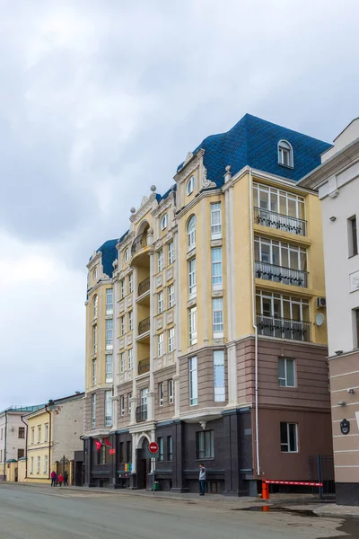 Kazan, Russia - Mar 27.2017. General view of Dzerzhinsky Street — Stock Photo, Image