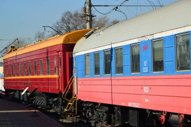 Moskova, Rusya - Nisan 1.2017. Vagonlar trenler Rus ve Moskova-Varşova tren ulaşım gelişiminin Tarih Müzesi
