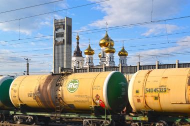 Tver, Rusya Federasyonu - 07.2017 olabilir. Kargo tank tren istasyonu