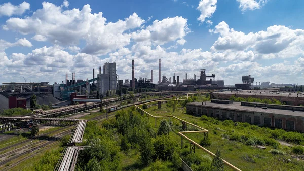Lipetsk, Rússia - 11 de julho. 2017: Planta metalúrgica NLMK Group. — Fotografia de Stock