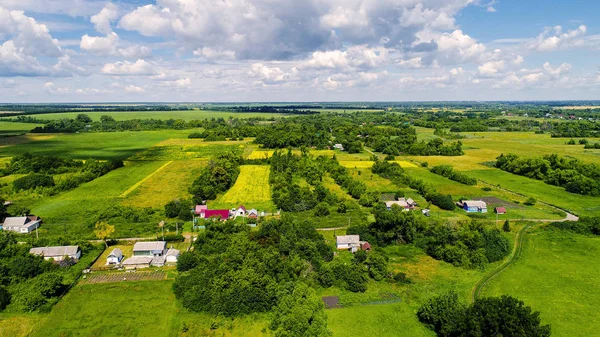 Haziran, Rusya yükseklikten kırsal manzara