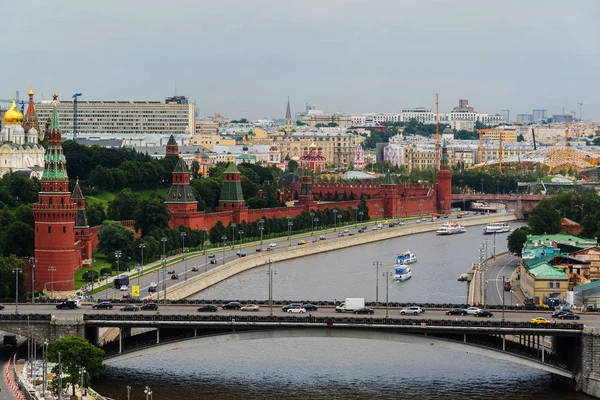 Vista del Kremlin y el río Moscú, Rusia —  Fotos de Stock