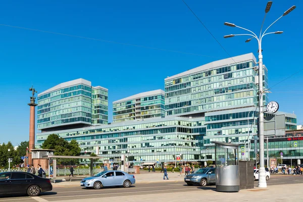 Moscow, Rusya Federasyonu - 31 Ağustos. 2017. Legenda Tsvetnogo iş merkezi Tsvetnoy Bulvar Caddesi üzerinde olduğunu