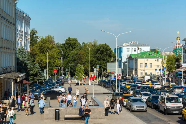 Moscú, Rusia - Agosto 31.2017. Vista en Strastnoy Boulevard — Foto de Stock