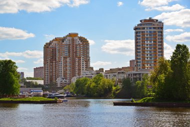 Kenti Khimki Moscow kanal tarafındaki. Rusya.
