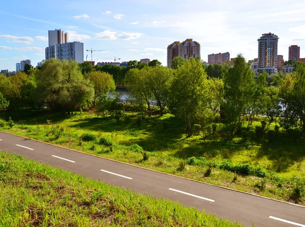 Çevre Dostu, Rusya'nın Levoberezhny bölgesinde
