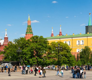 Moscow, Rusya Federasyonu - 14 Mayıs. 2016. Manezhnaya Meydanı'na Kremlin görünümünü