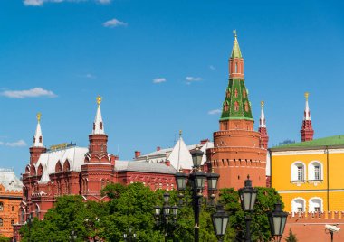 Kremlin, Moskova, Rusya Manezhnaya Meydanı'na bakış