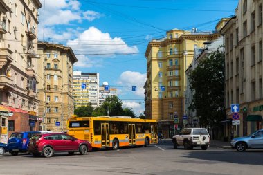 Moscow, Rusya Federasyonu - 24 Temmuz. 2017. sokak Gilyarovsky ve Trifonovskaya karşıya