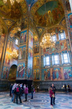 St. Petersburg, Rusya - 6 Haziran 2017. Kilisesi İsa kan veya İsa'nın diriliş Katedrali turist