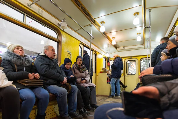 Moscou Rússia Janeiro 2018 Velho Trem Tempos Urss Estação Metrô — Fotografia de Stock