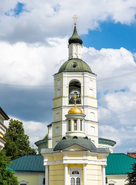 Tempel van St. Philip, Metropolitan, in Meshchansky Sloboda in Moskou, Rusland — Stockfoto