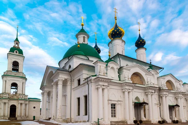 Katedraller Spaso Yakovlevsky manastırda bir Rostov Veliky, Rusya Federasyonu — Stok fotoğraf