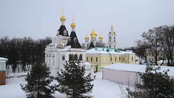 Dmitrov, Rusia - 10 de marzo. 2018. museo-reserva Kremlin Dmitrovsky — Vídeos de Stock