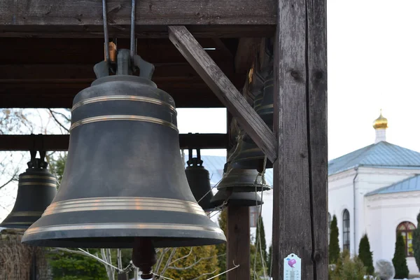 Dzwony w klasztorze panien Kazan w Yaroslavl, Federacja Rosyjska. — Zdjęcie stockowe