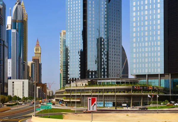 Dubai, UAE - April 8. 2018. The development of Al Sukook street — Stock Photo, Image