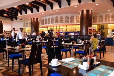 Ajman, Birleşik Arap Emirlikleri - 8 Nisan. 2018. Resort Bahi Palace Restoran