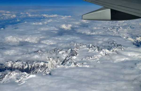 Vista de avião para as Montanhas do Cáucaso na Armênia — Fotografia de Stock