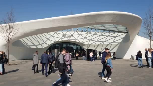 Moscow, Russia - April 14. 2018. Zaryadye - Nature and Landscape Park. Media Center — Stock Video