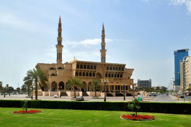 Sharjah, Birleşik Arap Emirlikleri - 8 Nisan. 2018. Sharjah Emirliği Malik Faysal Camii