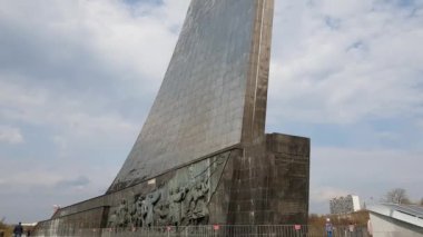 Moskova, Rusya - 30 Nisan. 2018. fatihler alanı olduğunu Cosmopark Anıtı