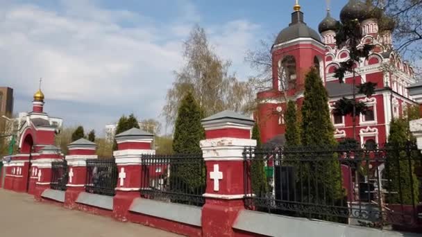 Templom Tikhvin ikont az Isten anyja, Moszkva, Oroszország — Stock videók