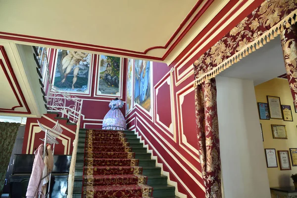 Rusia, Rostov Veliky -Marzo 31.2016. interior del hotel Selivanov — Foto de Stock