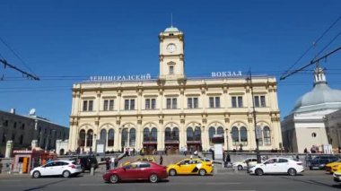 Moscow, Rusya Federasyonu - 12 Mayıs. 2018 Rating Leningrad istasyonu önünde.