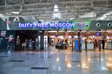 Moskova, Rusya - 8 Haziran. 2019. Vnukovo havaalanından gümrüksüz alışveriş