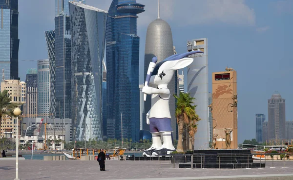 Doha, Qatar - Nov 21. 2019. Oryx Orry is the mascot of Asian sports at Corniche Waterfront — Stock Photo, Image