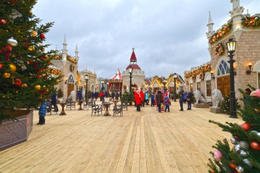 Moskova, Rusya - 13.2019 Aralık. Moskova 'da Noel Yolculuğu - Zelenograd' da popüler kış festivali