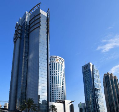 Doha, Katar - 24 numara. 2019. Alfardan Ofis Kulesi Çalışma ve Jastice Bakanlığı