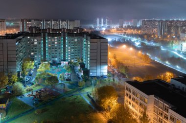 Moskova, Rusya 'nın Zelenograd bölgesinde güzel bir gece manzarası.