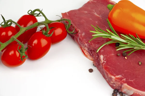 Vers Rauw Vlees Met Kruiden — Stockfoto