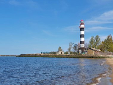  Baltık Denizi kıyısındaki deniz feneri